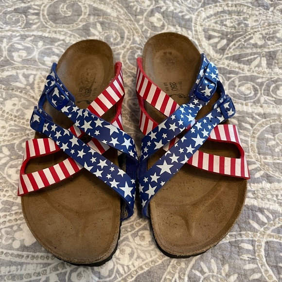 Birki's By Birkenstock Stars & Stripes Patriotic USA Flag Sandals 39 Sz 8